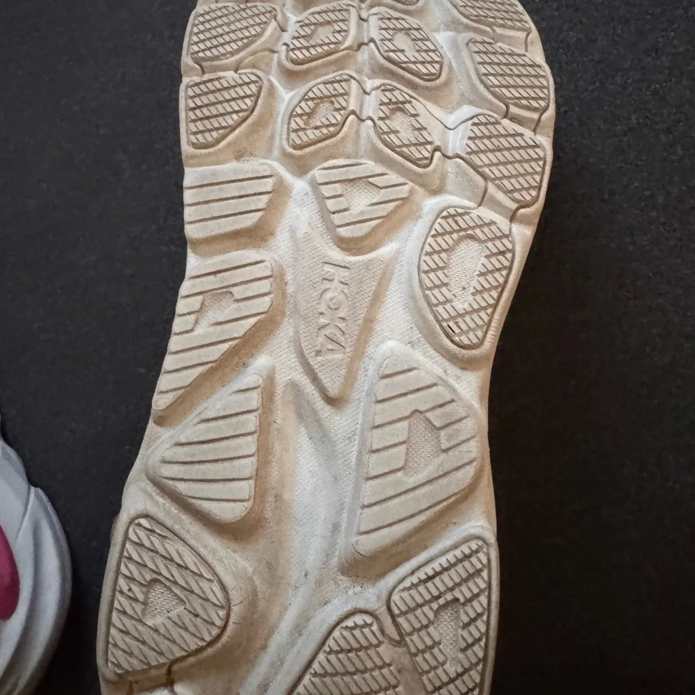 HOKA Clifton 10 Women’s Size 9 b White Electric Rose WTLC - Picture 13 of 14